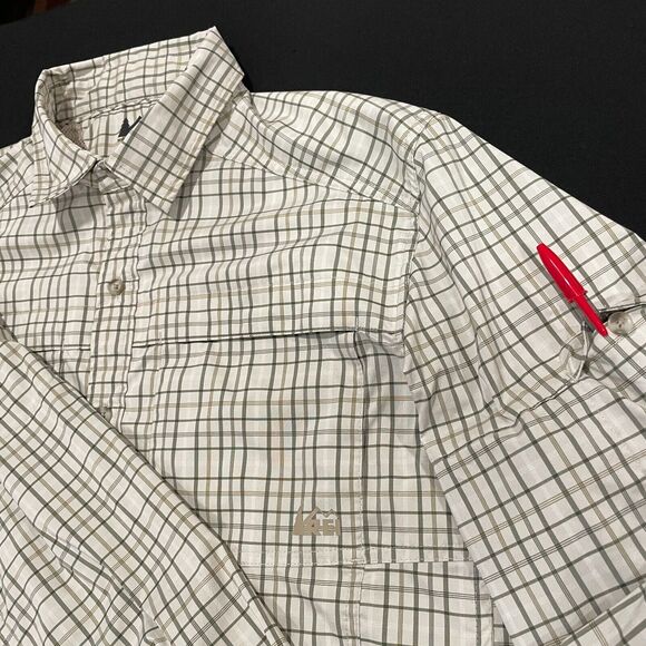 ~ REI Medium Button-Up Hiking Shirt mens brown gray quick dry tech vent stretch~ - Picture 3 of 16